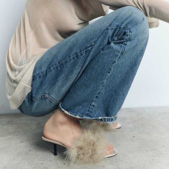 BLOGGER'S FAVE! Zara Feather Heels NWT - Picture 6 of 16